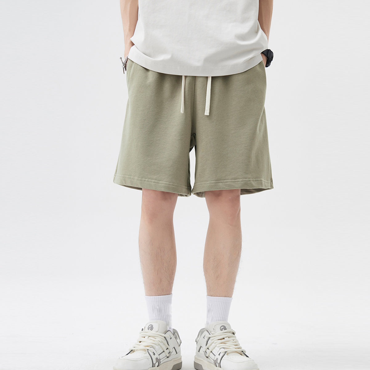 Men’s Drawstring Knee-Length Shorts